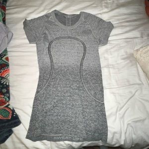 Lululemon Swiftly tech short sleeve